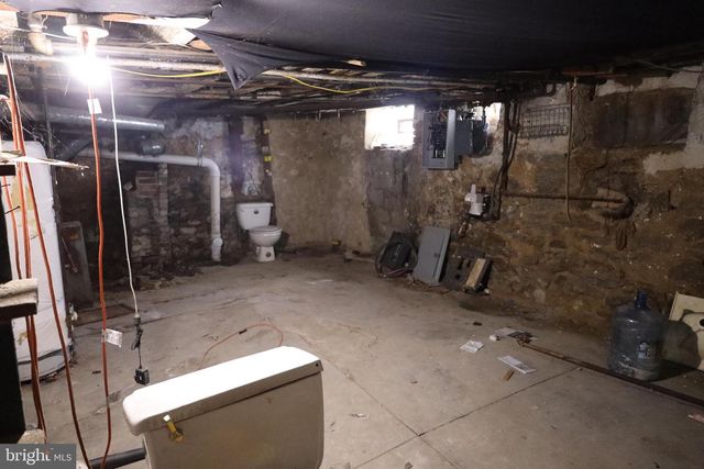 5511 N 2ND ST, Philadelphia, PA 19120