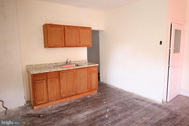 5511 N 2ND ST, Philadelphia, PA 19120