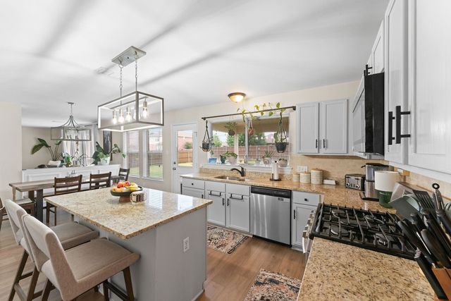 300 Aspenwood Trail, Forney, TX 75126