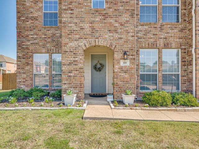 300 Aspenwood Trail, Forney, TX 75126