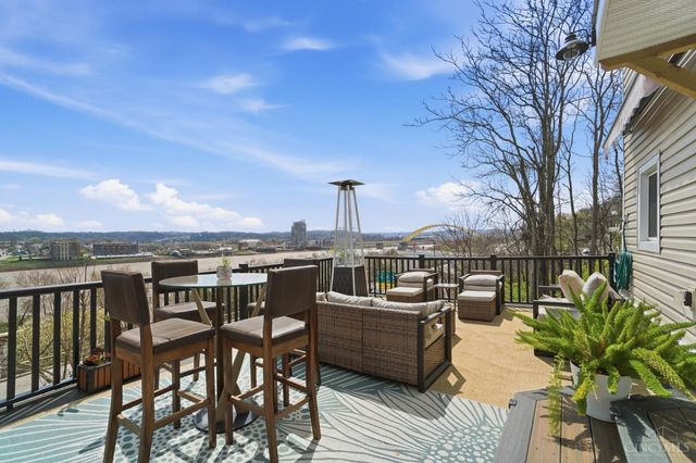 1221 Martin Drive, Cincinnati, OH 45202