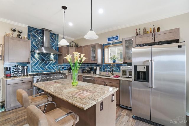 1221 Martin Drive, Cincinnati, OH 45202