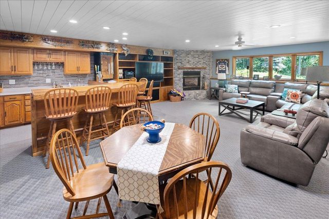 5445 215th Lane NE, Linwood Twp, MN 55092