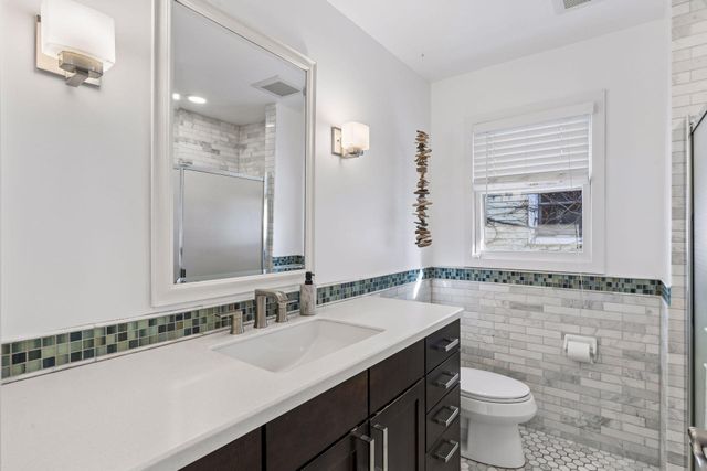 459 Madison Street NE, Minneapolis, MN 55413