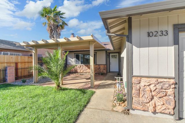 10233 Countryside Way, Sacramento, CA 95827