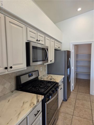 9580 Tyler Rose Street, Las Vegas, NV 89178