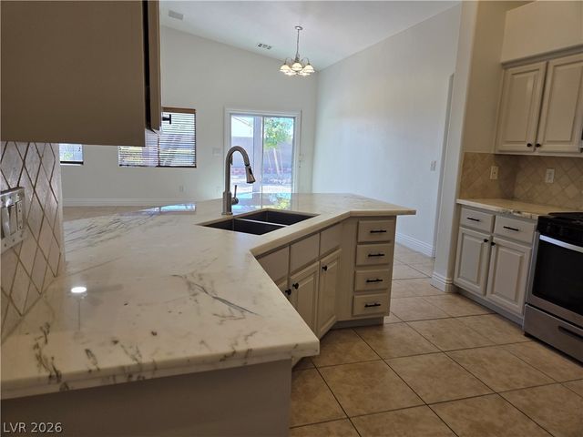 9580 Tyler Rose Street, Las Vegas, NV 89178