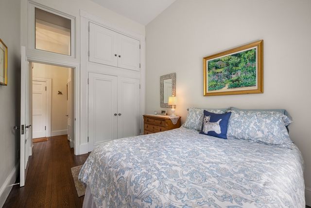 207 Commonwealth Ave 3, Boston, MA 02116