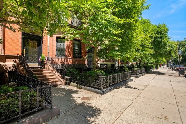 207 Commonwealth Ave 3, Boston, MA 02116