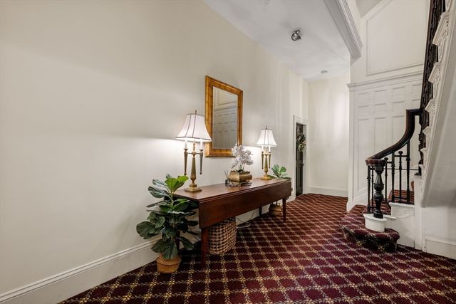 207 Commonwealth Ave 3, Boston, MA 02116