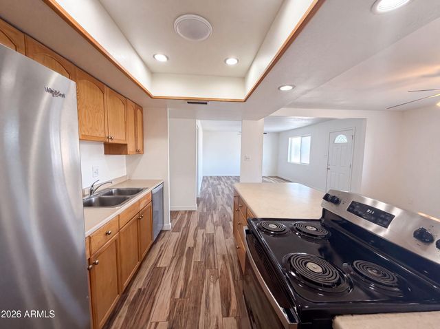 10215 N 36TH Avenue, Phoenix, AZ 85051