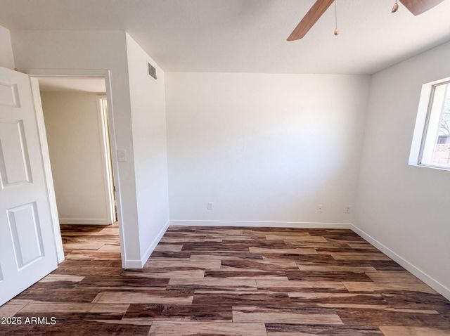 10215 N 36TH Avenue, Phoenix, AZ 85051