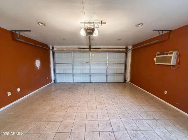 10215 N 36TH Avenue, Phoenix, AZ 85051