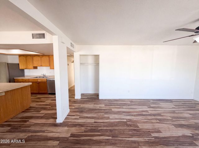 10215 N 36TH Avenue, Phoenix, AZ 85051