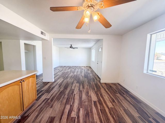10215 N 36TH Avenue, Phoenix, AZ 85051