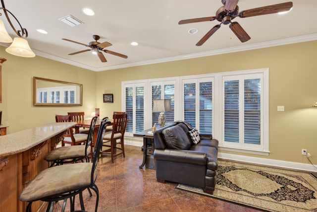 9040 Hayden Drive, Shreveport, LA 71106