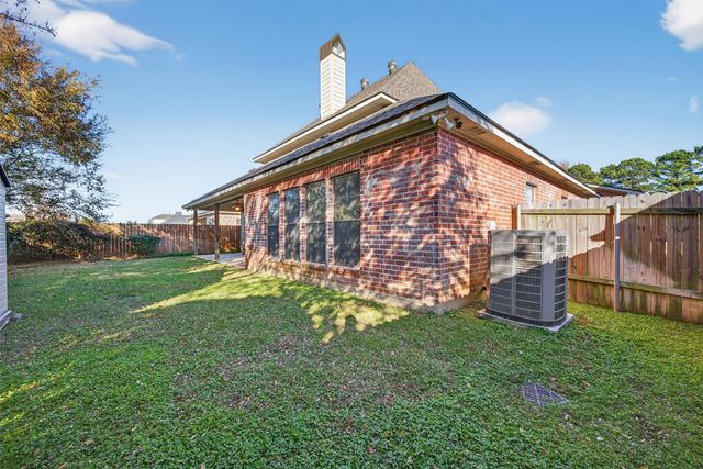 9040 Hayden Drive, Shreveport, LA 71106