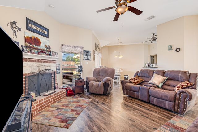 504 Timberside, Terrell, TX 75161