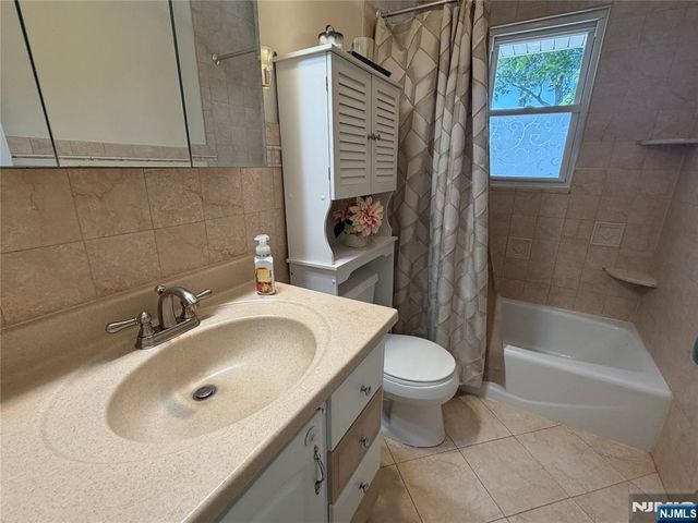 26 Hunter Avenue, Maywood, NJ 07607
