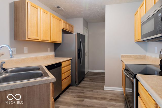 1160 Thistlewood Way, Plainfield, IN 46168
