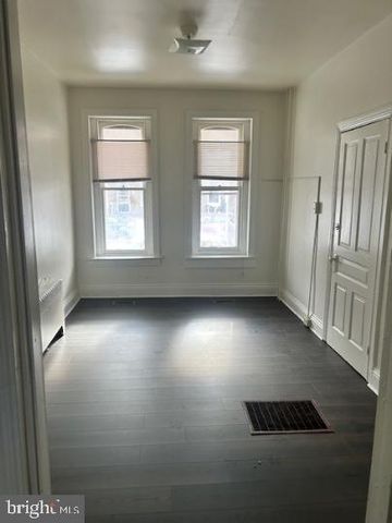 611 W KING ST, York, PA 17403