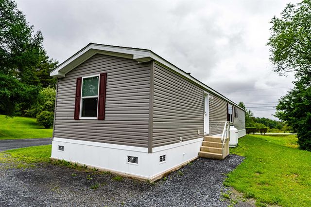33 Turner Hill Road, Berlin, VT 05602