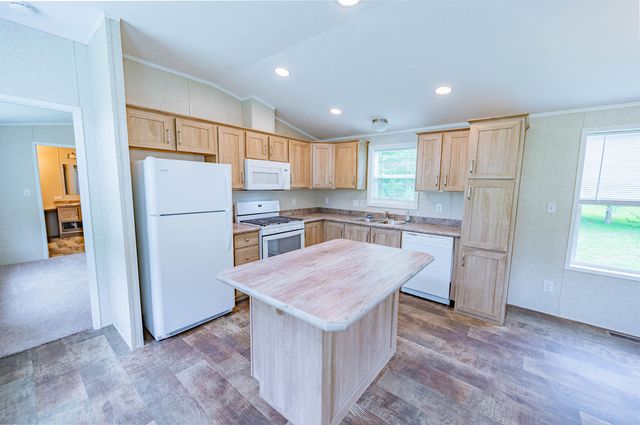 33 Turner Hill Road, Berlin, VT 05602