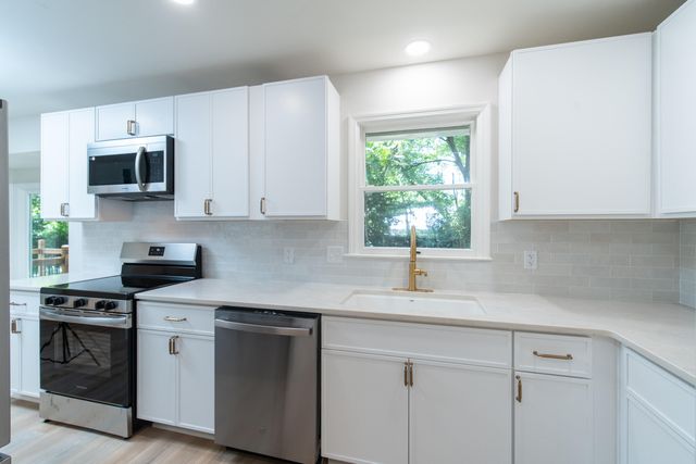 773 Harbor View Road, Charleston, SC 29412
