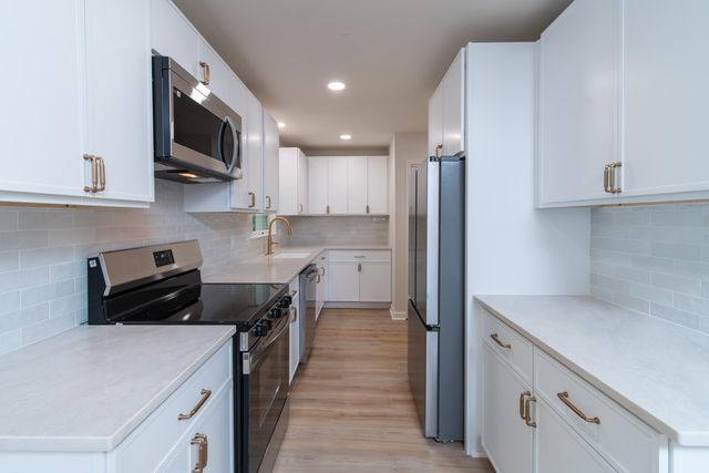 773 Harbor View Road, Charleston, SC 29412