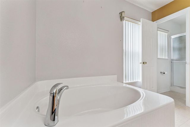 1072 ROYAL MARQUIS CIRCLE, Ocoee, FL 34761
