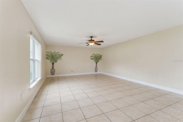 1072 ROYAL MARQUIS CIRCLE, Ocoee, FL 34761