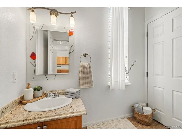 9758 Laredo St 9E, Commerce City, CO 80022