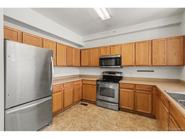 9758 Laredo St 9E, Commerce City, CO 80022