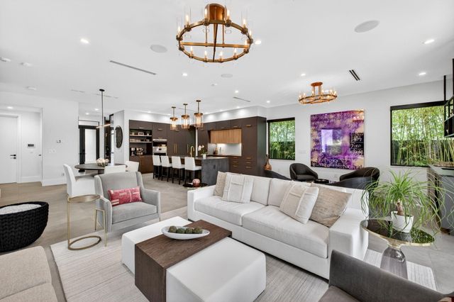 1644 NE 4th Court, Fort Lauderdale, FL 33301