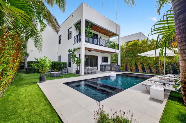 1644 NE 4th Court, Fort Lauderdale, FL 33301