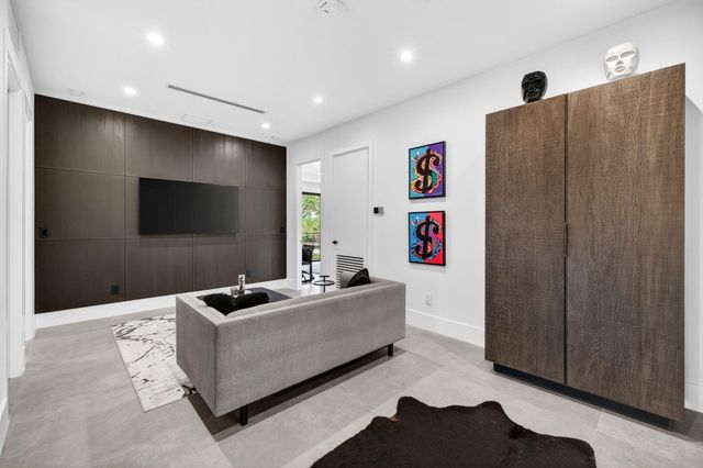 1644 NE 4th Court, Fort Lauderdale, FL 33301