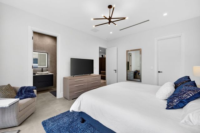 1644 NE 4th Court, Fort Lauderdale, FL 33301