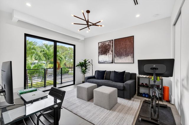 1644 NE 4th Court, Fort Lauderdale, FL 33301