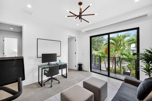 1644 NE 4th Court, Fort Lauderdale, FL 33301