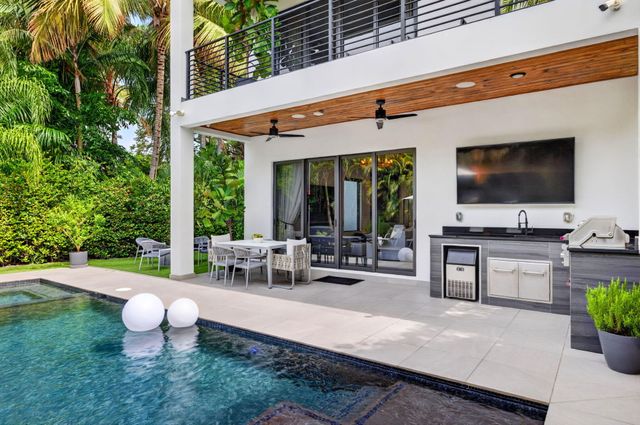1644 NE 4th Court, Fort Lauderdale, FL 33301