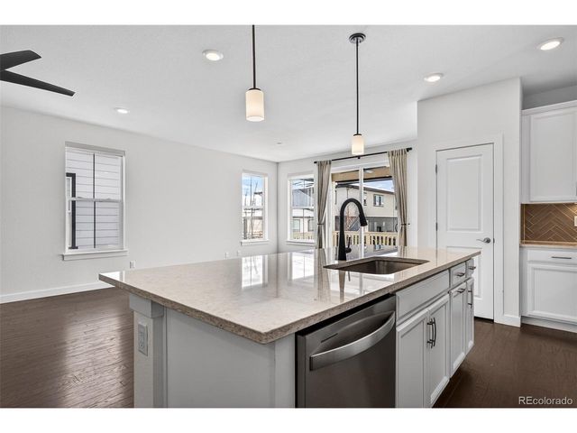 6311 Stable View St, Castle Pines, CO 80108