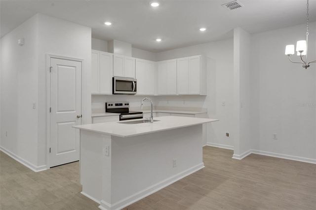 784 SUNSHOWER DRIVE, Lady Lake, FL 32159