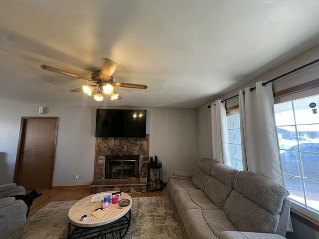 6908 W Greenbrook COURT, Milwaukee, WI 53223