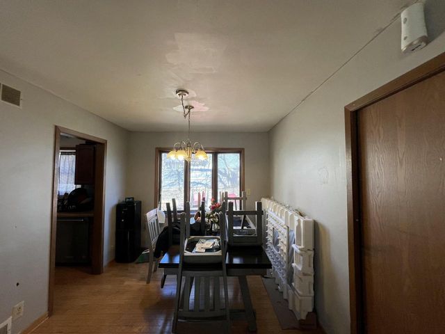 6908 W Greenbrook COURT, Milwaukee, WI 53223