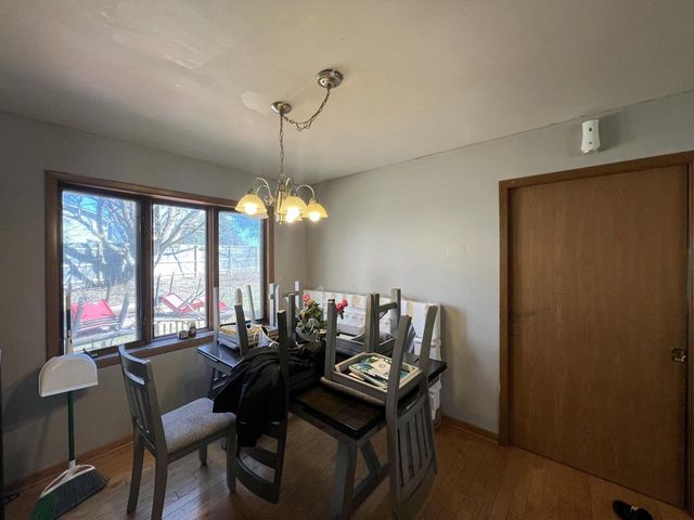 6908 W Greenbrook COURT, Milwaukee, WI 53223