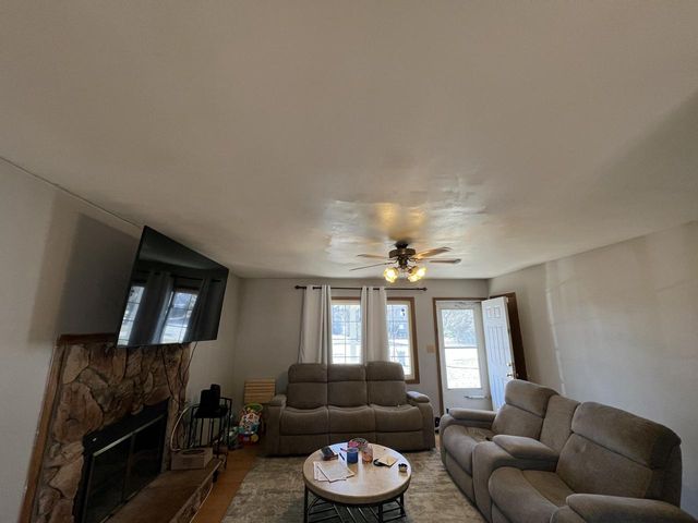 6908 W Greenbrook COURT, Milwaukee, WI 53223