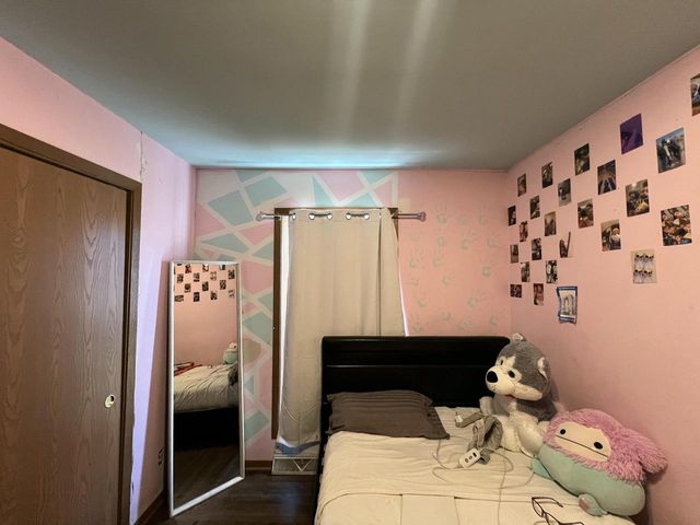 6908 W Greenbrook COURT, Milwaukee, WI 53223