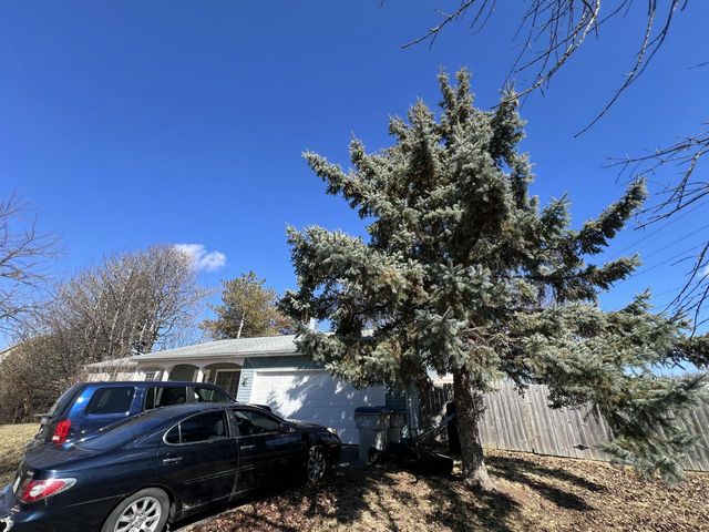 6908 W Greenbrook COURT, Milwaukee, WI 53223