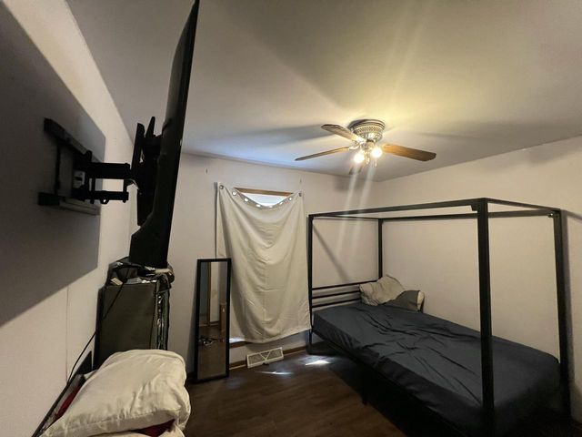 6908 W Greenbrook COURT, Milwaukee, WI 53223