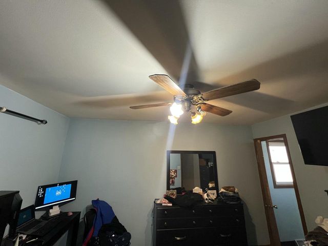 6908 W Greenbrook COURT, Milwaukee, WI 53223